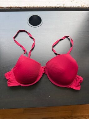 Women’s Fuchsia Molded T-Shirt Bra - Unbranded